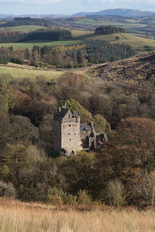 A photograph of Castle Campbell from the north east direction